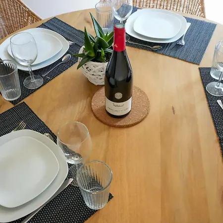Le Clos De St Val 2